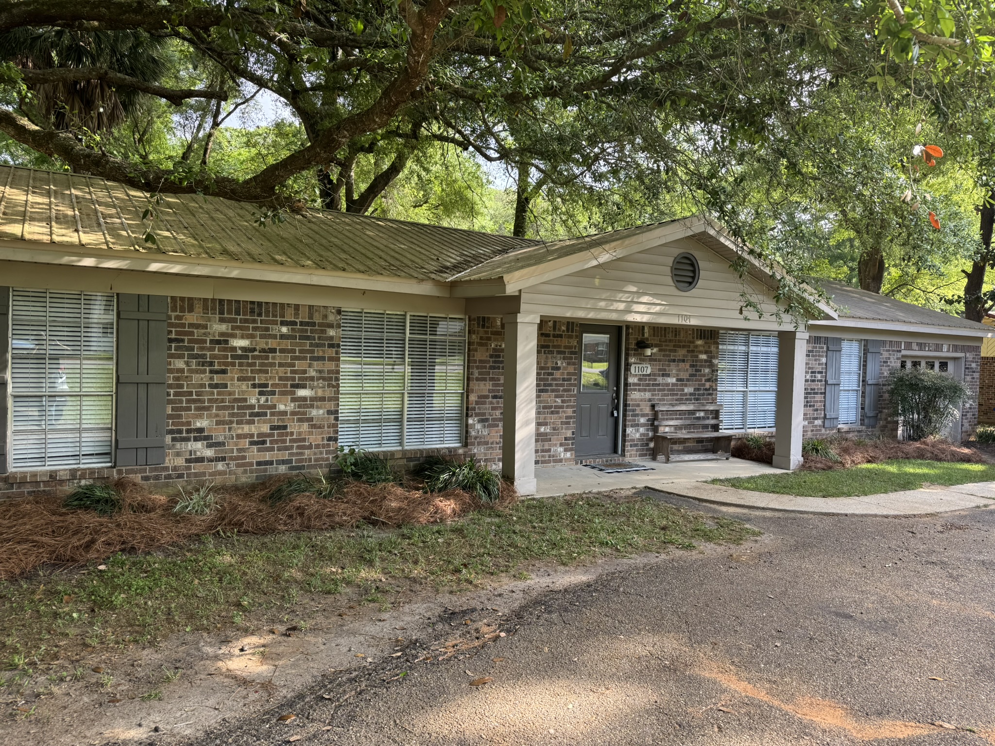 1107 Caroline Avenue